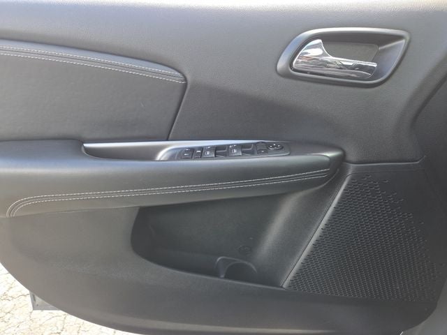 2020 Dodge Journey Crossroad