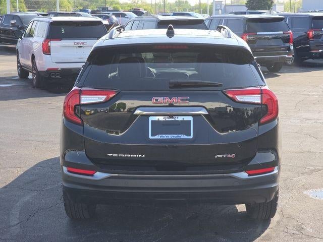 2023 GMC Terrain AT4