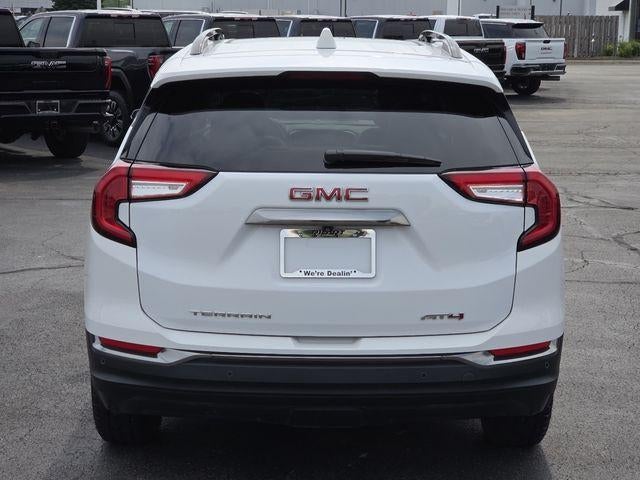 2022 GMC Terrain AT4