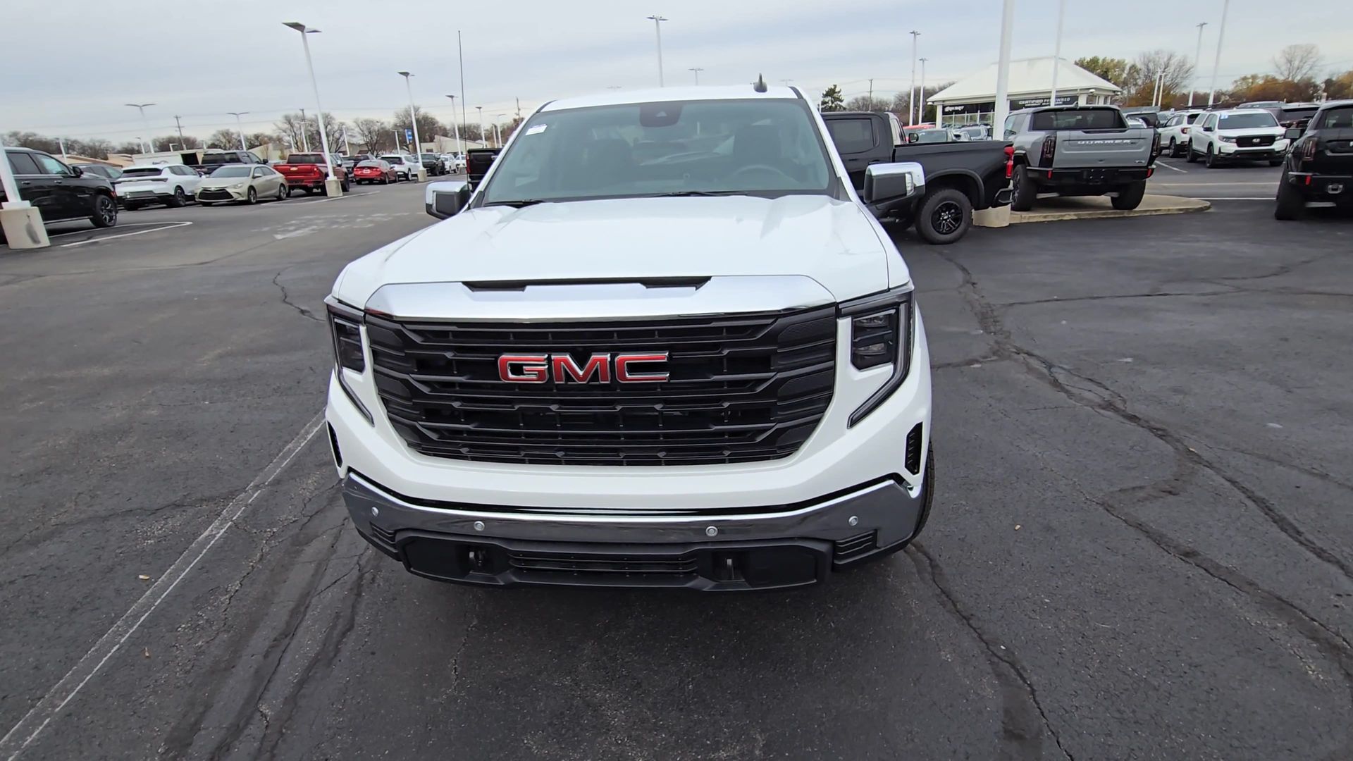 2025 GMC Sierra 1500 Pro