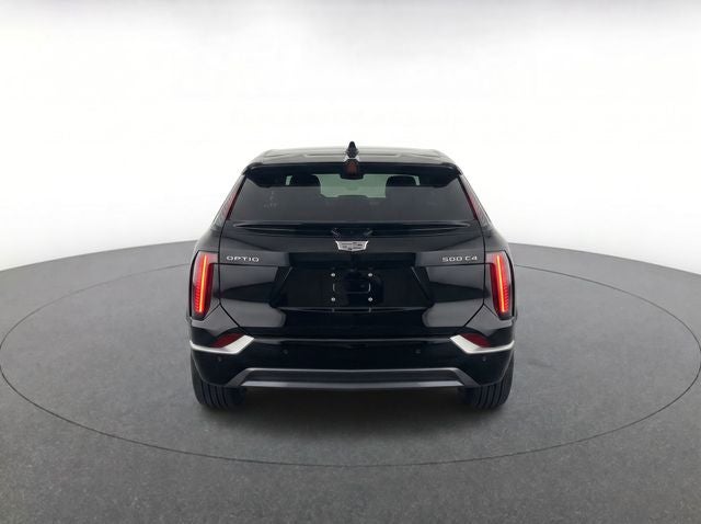 2025 Cadillac OPTIQ Luxury 2