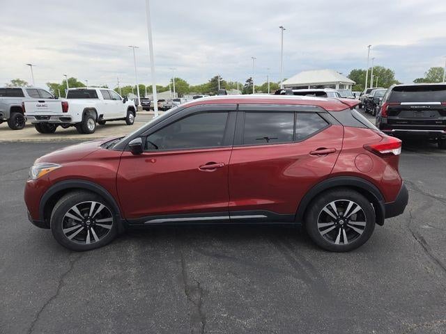 2020 Nissan Kicks SR