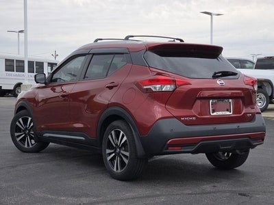 2020 Nissan Kicks SR