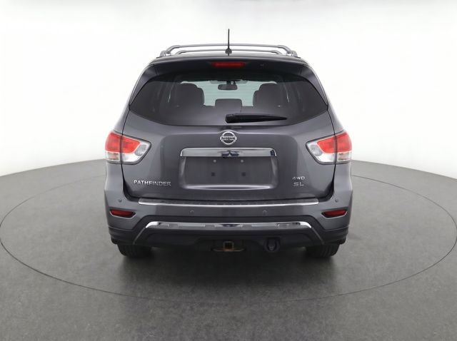 2016 Nissan Pathfinder SL