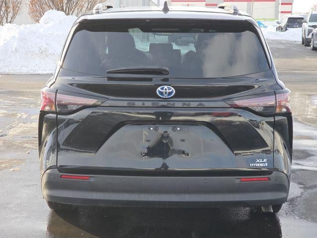 2024 Toyota Sienna XLE