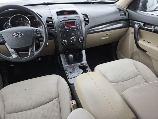 2011 Kia Sorento LX