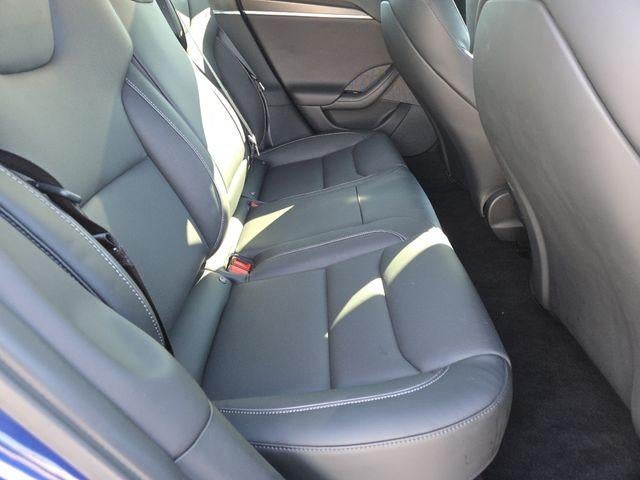 2022 Tesla Model S Plaid