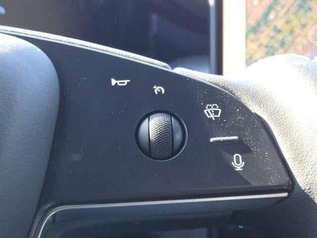 2022 Tesla Model S Plaid