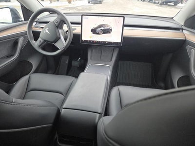 2025 Tesla Model Y Long Range