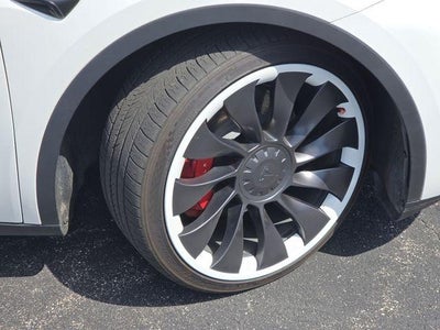 2023 Tesla Model Y Performance