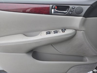 2004 Lexus ES 330 330