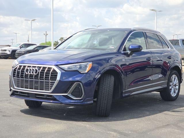 2022 Audi Q3 Base