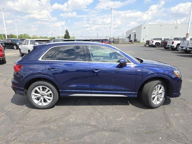 2022 Audi Q3 Base