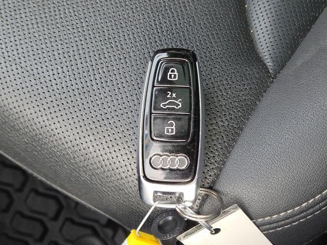 2023 Audi Q8 55 Premium Plus