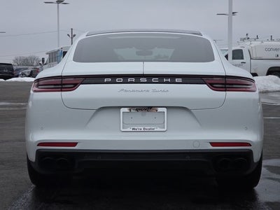 2017 Porsche Panamera Base