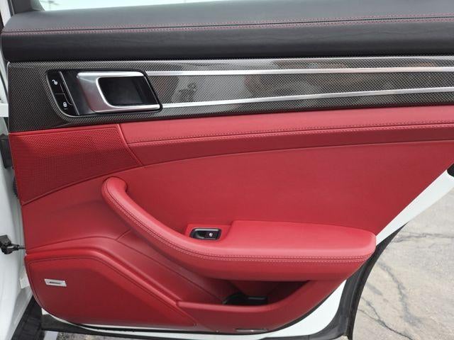 2017 Porsche Panamera Base