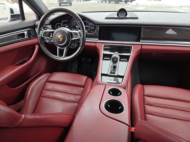 2017 Porsche Panamera Base