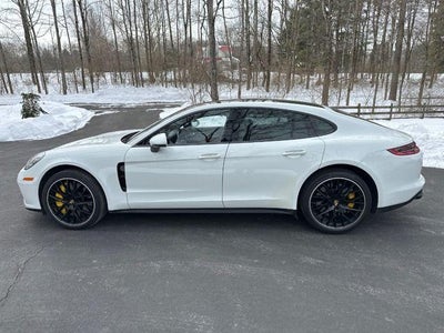 2017 Porsche Panamera Turbo