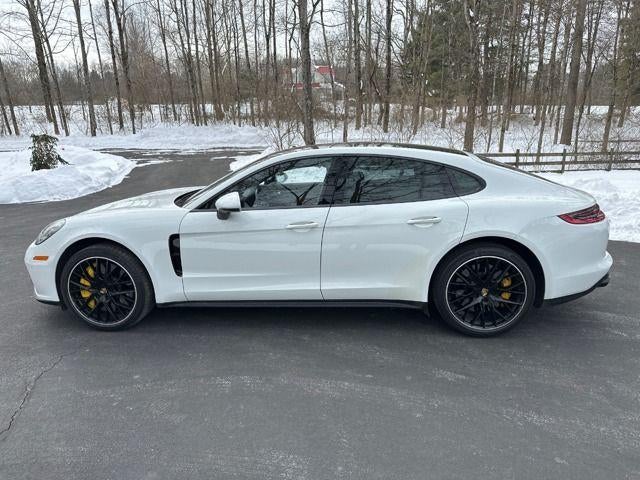 2017 Porsche Panamera Turbo