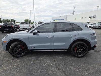 2025 Porsche Cayenne GTS