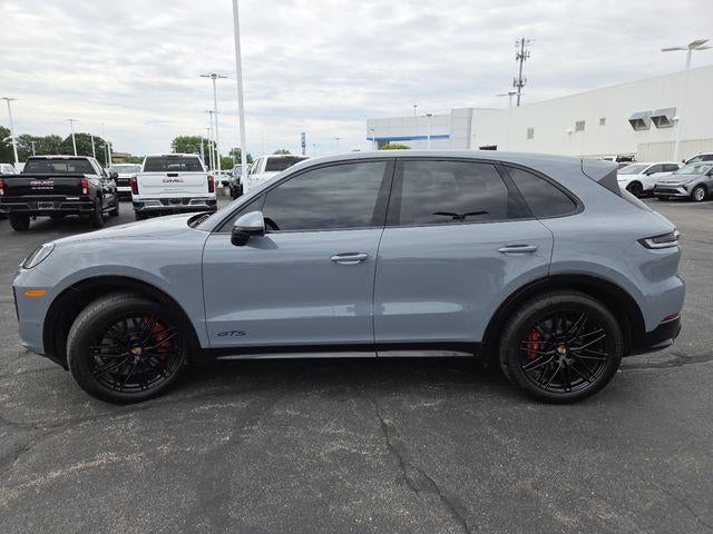 2025 Porsche Cayenne GTS
