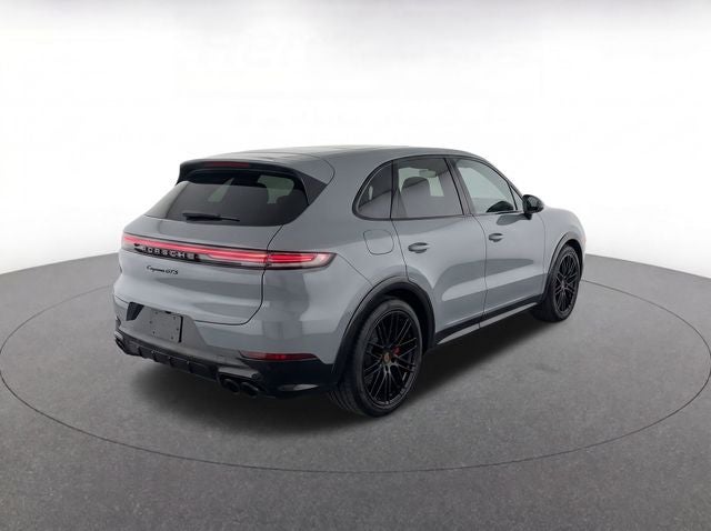 2025 Porsche Cayenne GTS