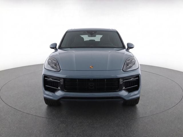 2025 Porsche Cayenne GTS