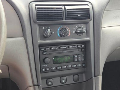 2003 Ford Mustang V6