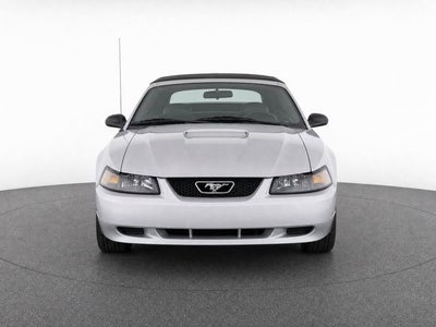 2003 Ford Mustang V6