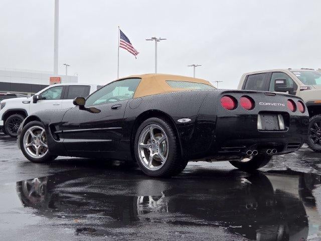 2004 Chevrolet Corvette Base