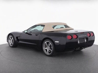 2004 Chevrolet Corvette Base