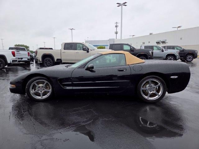 2004 Chevrolet Corvette Base