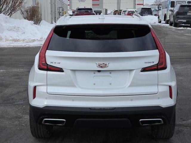 2024 Cadillac XT4 Premium Luxury
