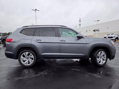 2022 Volkswagen Atlas 2.0T SE w/Technology
