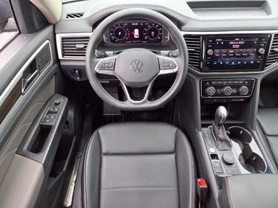 2022 Volkswagen Atlas 2.0T SE w/Technology