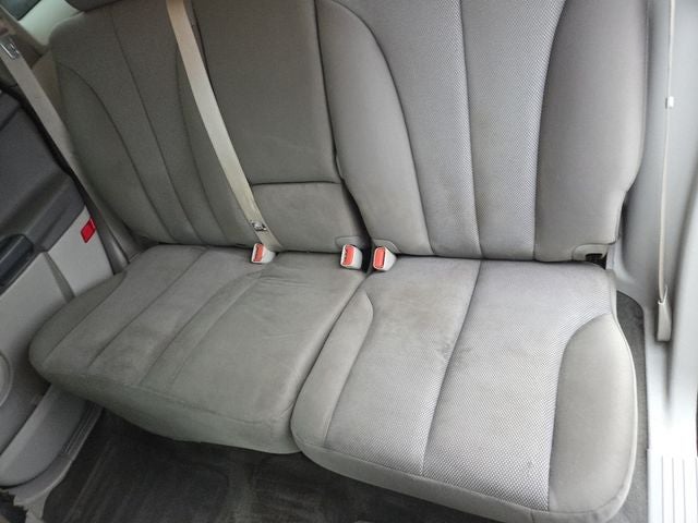 2005 Chrysler Pacifica Base