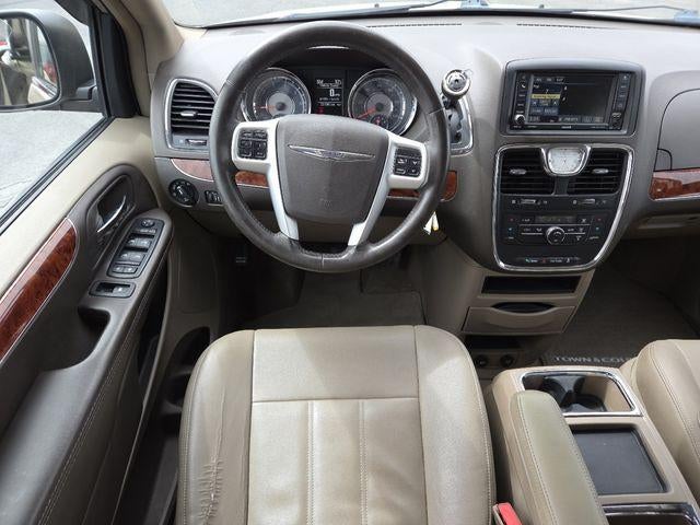2015 Chrysler Town & Country Touring