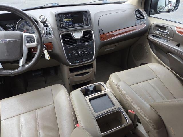 2015 Chrysler Town & Country Touring