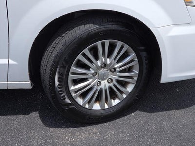 2015 Chrysler Town & Country Touring-L