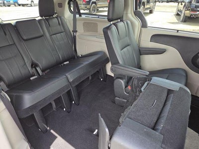 2015 Chrysler Town & Country Touring-L