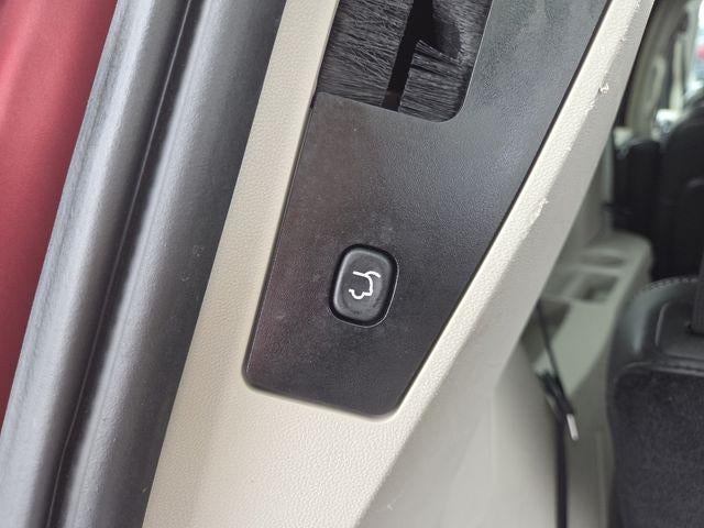 2014 Chrysler Town & Country Limited