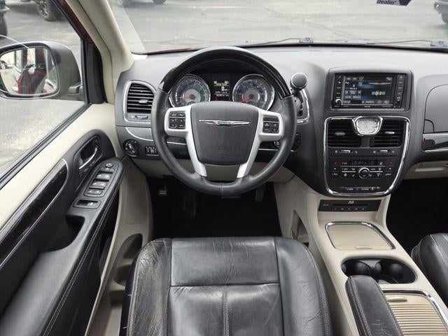 2014 Chrysler Town & Country Limited
