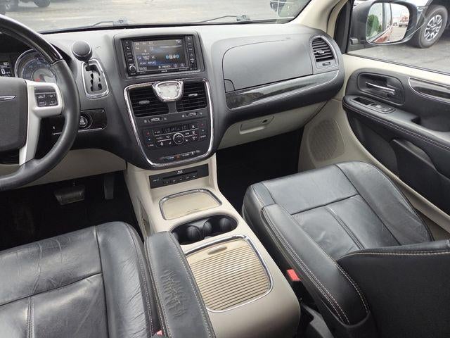 2014 Chrysler Town & Country Limited