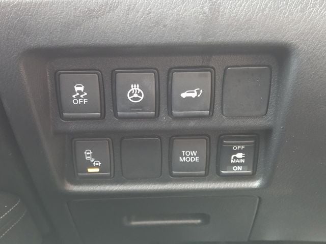2018 Nissan Pathfinder SL