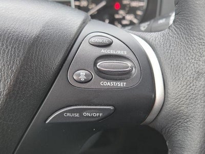 2018 Nissan Pathfinder SL