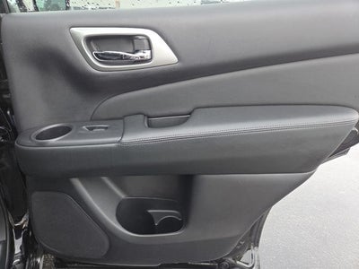 2018 Nissan Pathfinder SL