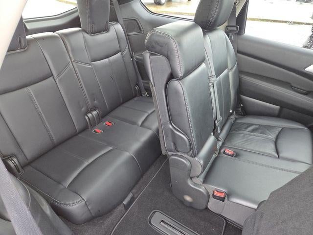 2018 Nissan Pathfinder SL