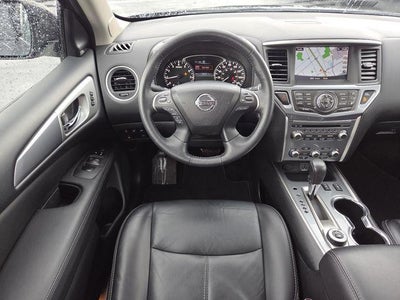 2018 Nissan Pathfinder SL