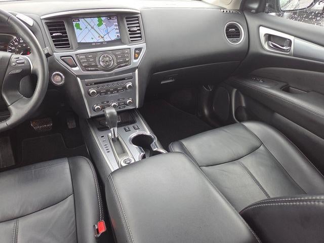 2018 Nissan Pathfinder SL