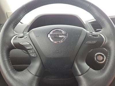 2018 Nissan Pathfinder SL